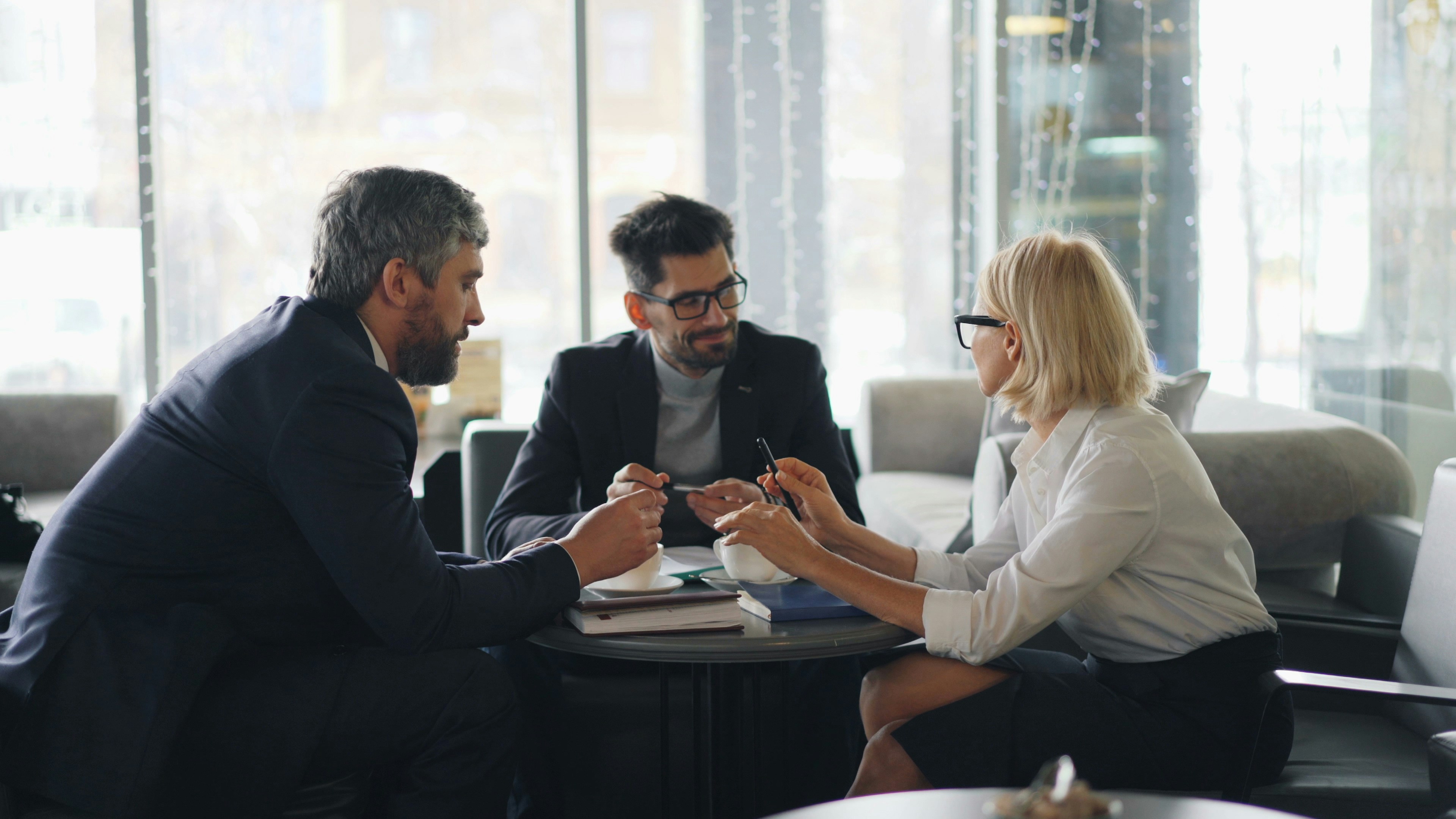 How to Reduce Hiring Costs by 60-80% with Subscription Models